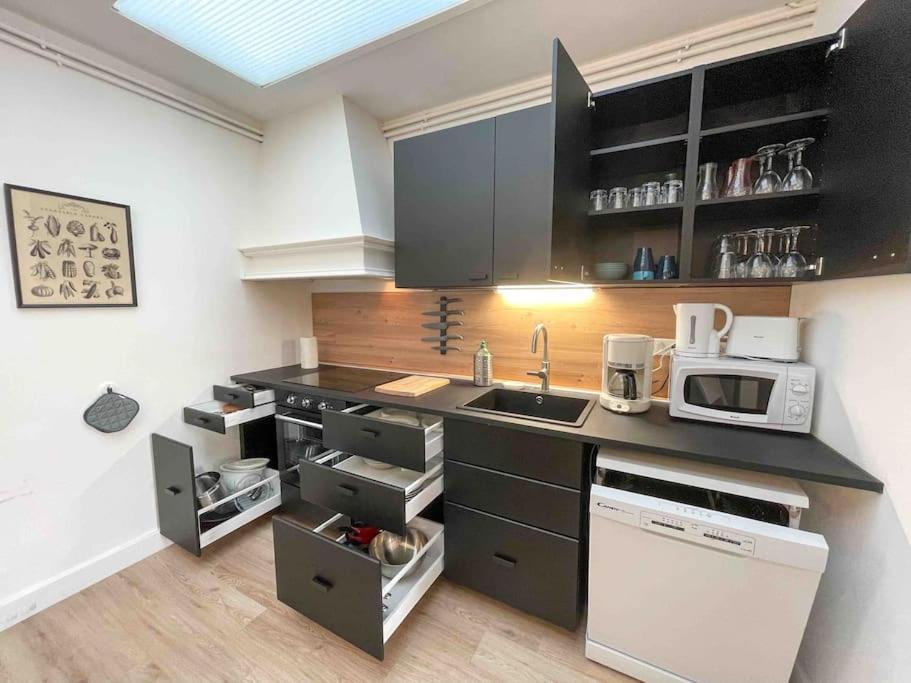 4 Chambres - Grande Maison - Parking - Jardin Amiens Eksteriør bilde