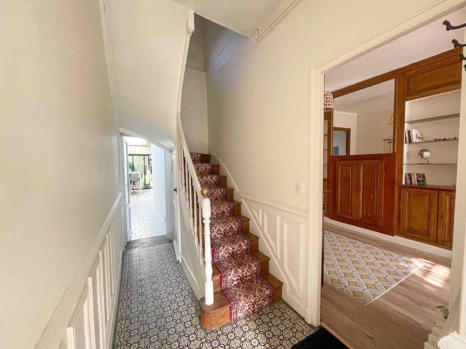 4 Chambres - Grande Maison - Parking - Jardin Amiens Eksteriør bilde