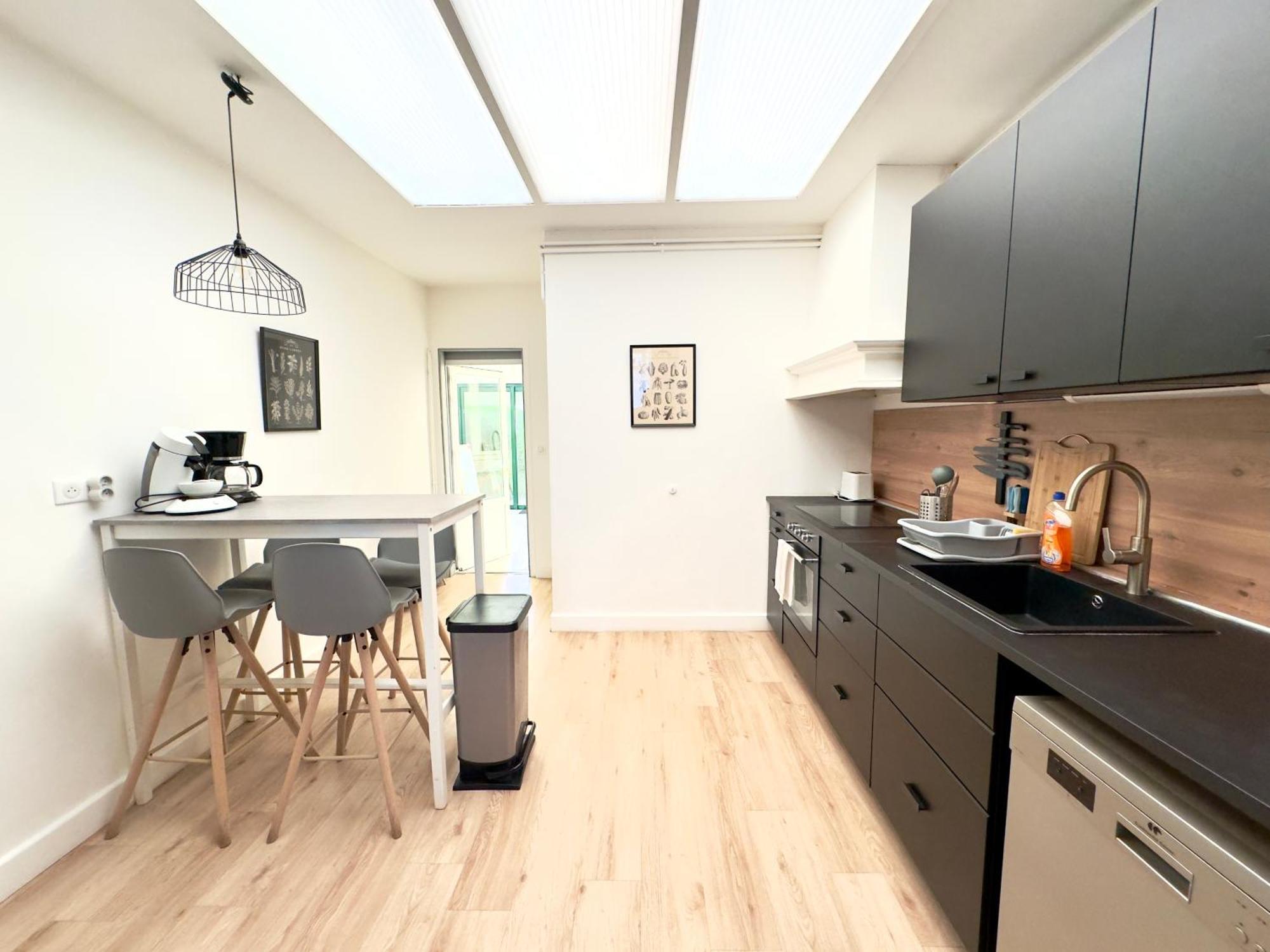 4 Chambres - Grande Maison - Parking - Jardin Amiens Eksteriør bilde